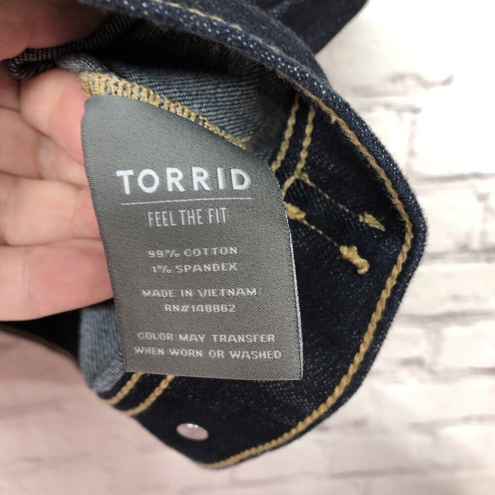 Womens Torrid Dark Wash Sleeveless Stretch Denim Crop Vest Size 6X - Picture 4 of 7